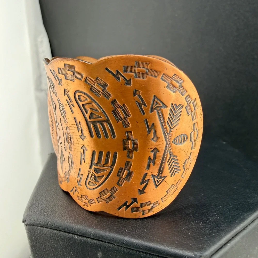 Vintage Solid Copper Cuff Bracelet Thunderbird Stamped Scalloped 7in READ